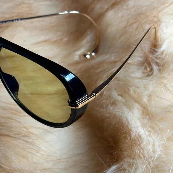 Bottega Veneta Drop Pilot Aviator Sunglasses Black/Yellow Lens Authentic - Picture 5 of 10